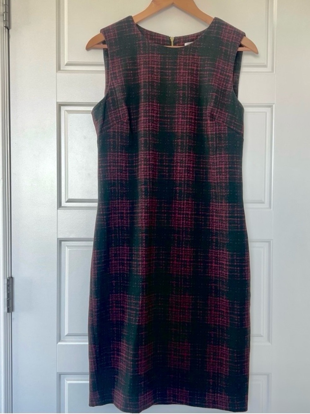Calvin Klein Black Red Plaid Sleeveless Sheath Dress Size 10